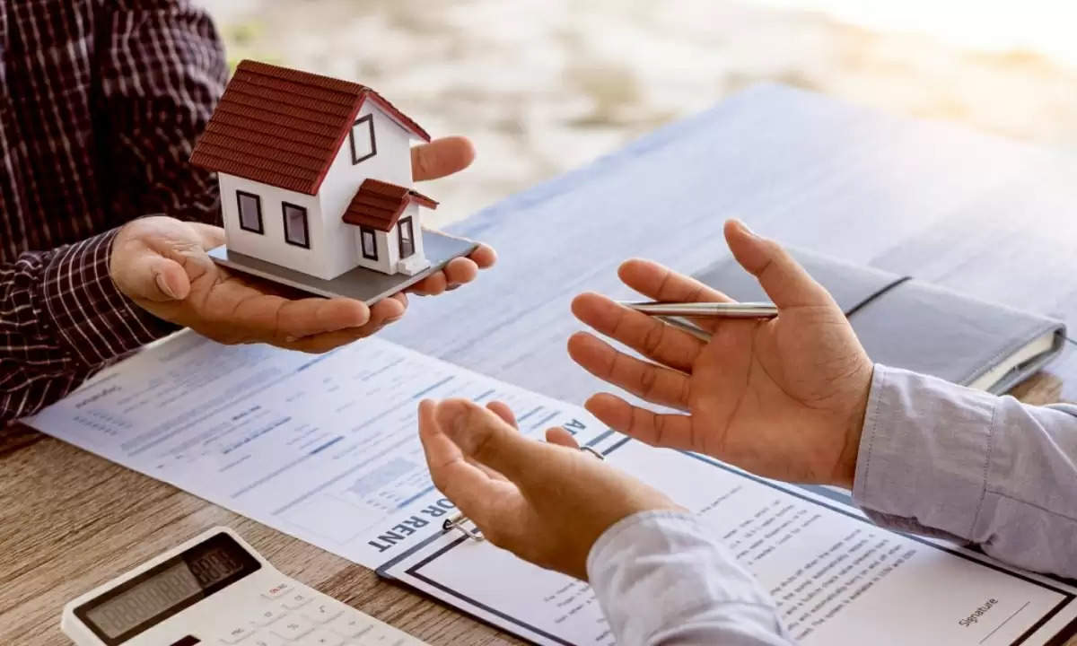 Property Ownership Rules : क्या 12 साल बाद किरायेदार की हो सकती है प्रॉपर्टी? मकान मालिक जरूर रहे सतर्क